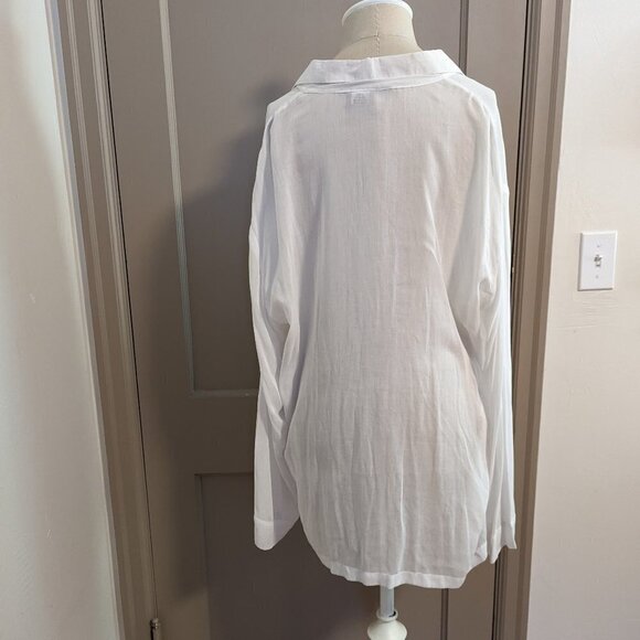 Vintage Nomadic Traders Cottage Core Rayon Semi-Sheer Abalone Button Top - Picture 3 of 8